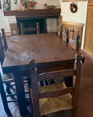 Tavolo rustico artigianale in legno massiccio