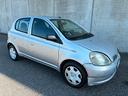 toyota-yaris-1-0i-16v-5-porte-neopatentati