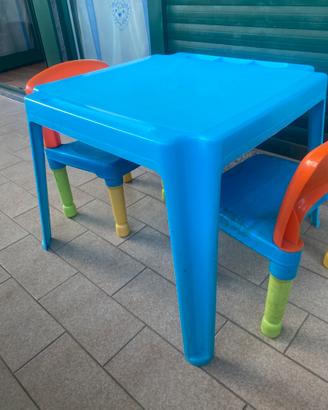 Tavolino plastica per bimbi