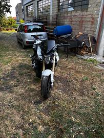 BMW F800r