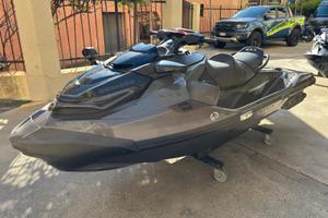 Moto d'acqua SeaDoo RXT 300 2023 67 ore