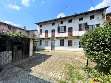 CASA SEMINDIPENDENTE A CRESCENTINO