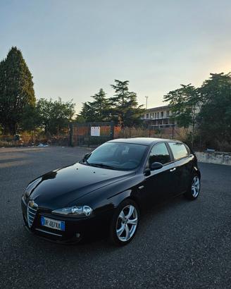 Alfa Romeo 147 1.9 JTD M-JET 16V 5 porte Q2