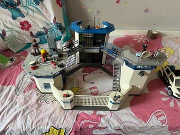 Playmobil, stazione di polizia, robot, furgone etc