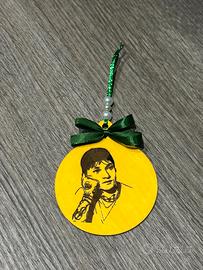 Pallina decorativa con ritratto di Ultimo