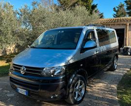 Volkswagen multivan t5 2.5 tdi con Camperizazione