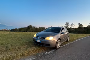 Golf mk5 1.6 fsi neopatentati