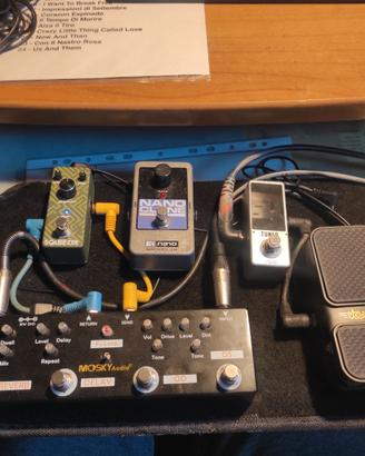 pedaliera per chitarra elettrica