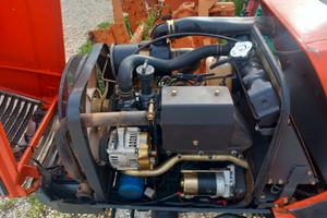 Trattore kutota con trincia