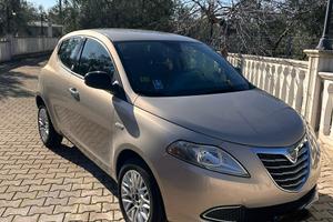 Lancia Ypsilon Ecochic Metano