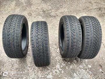 gomme per auto quattro stagioni 