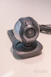Logitech Webcam USB sferica 1.3MP – con RightLight