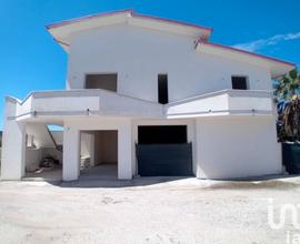 Villa unifamiliare Alliste 400 mq