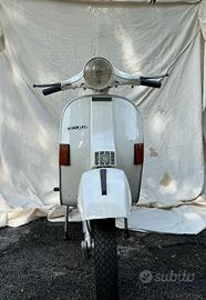 vespa pe 200