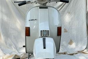vespa pe 200
