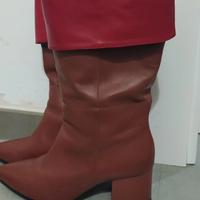 Stivali con bordo reversibile 