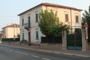 Villa singola inizio 1900 con grande giardino - 04