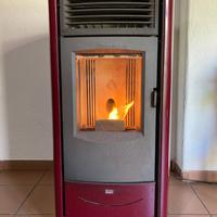 Stufa a pellet MONIA