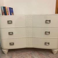 Cassettiera in legno