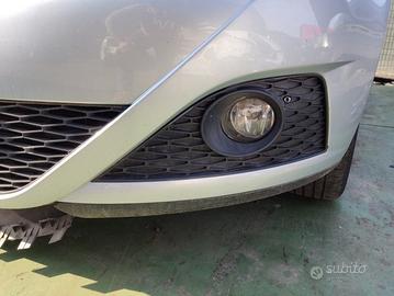 Fendinebbia sinistro SEAT IBIZA del 2010