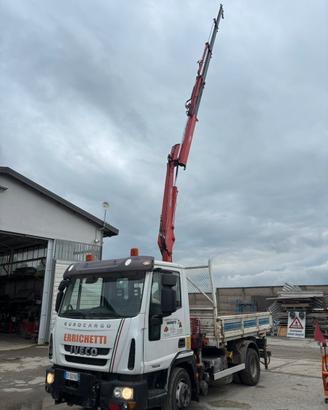 Autocarro iveco 75E18