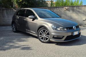 Volkswagen Golf VII 1.6 TDI 110 CV DSG R-Line