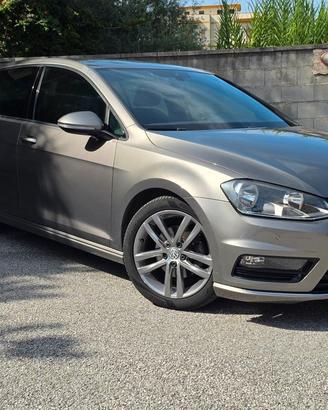 Volkswagen Golf VII 1.6 TDI 110 CV DSG R-Line