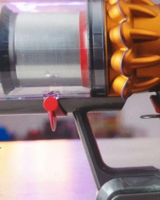 Dyson v15 NUOVO MAI UTILIZZATO SIGILLATO no v12