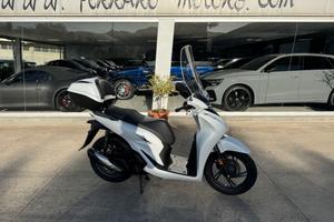 Honda SH 125 km0 tuo a soli 41 euro al mese senza 