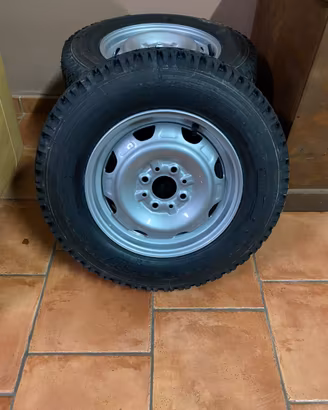 Cerchi e gomme panda 4x4