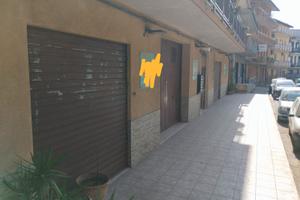 Locale commerciale ristrutturato