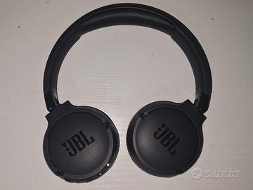 Cuffie JBL Tune 670NC Wireless con ANC