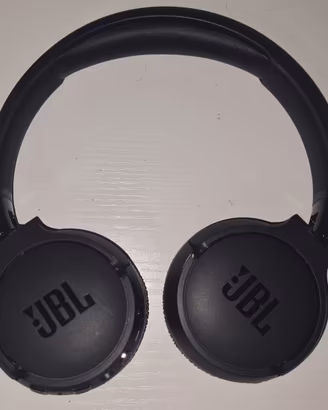 Cuffie JBL Tune 670NC Wireless con ANC