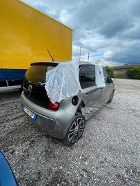 VW  UP 1.0 5P HIGH UP!