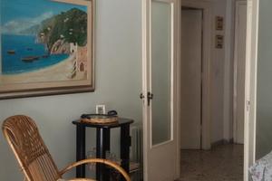 Trilocale pochi passi dal mare