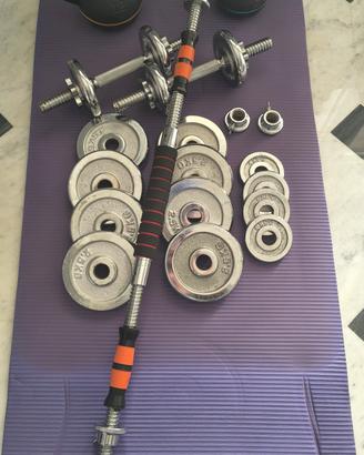 Manubri + dischi + bilanciere + Kettlebell