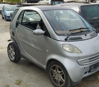Ricambi smart fortwo anno 2002 cil 600 kw40 Benz