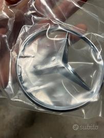 Stemma posteriore mercedes