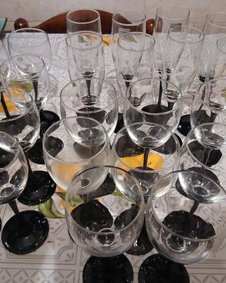 set 24 bicchieri vintag e gambo nero 
