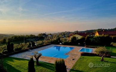 Bilocale a Puegnago del Garda con piscina