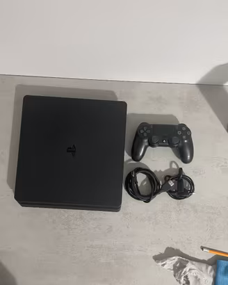 PS4 Slim 500GB + Controller + Cavi - Palermo