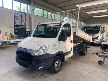 Iveco Daily 35C12 ribaltabile posteriore