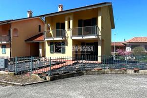 VILLA SEMINDIPENDENTE - LA MORRA