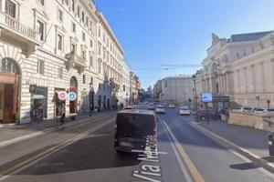 Attività / Licenza di 700 m² con più di 5 locali a