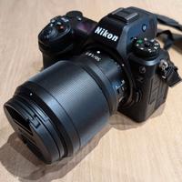 Nikon Z6 III, 50mm f/1.8, Cage e Maniglia Smallrig