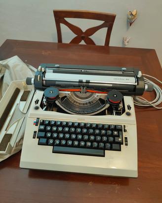 macchina da scrivere Adler Electric MX anni 79