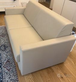 Divano letto in ecopelle