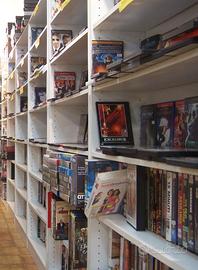 OLTRE 7000  VHS ORIGINALI , EX NOLEGGIO