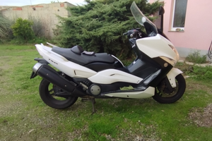 Tmax 500 2008