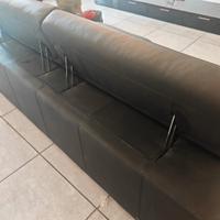 Divano in vera pelle